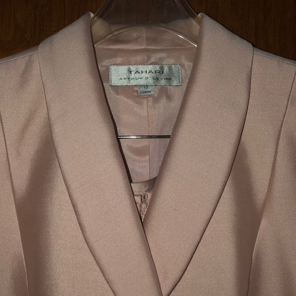 Tahari Arthur S. Levine Women’s 2PC Silk Suit